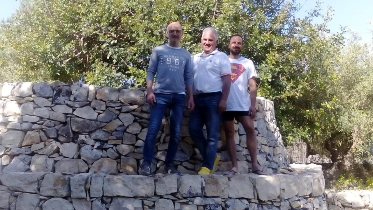 Abbraccio Del Carrubo Bed & Breakfast Scicli Exterior foto